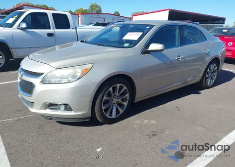 2015 Chevrolet Malibu 1Lz z USA, uszkodzony, nr VIN 1G11F5SL4FF269821